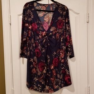 Igigi 18/20, floral blouse